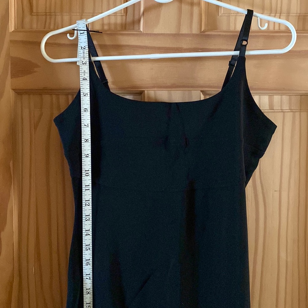 HOST PICK! Women’s black maxi dress (L)
